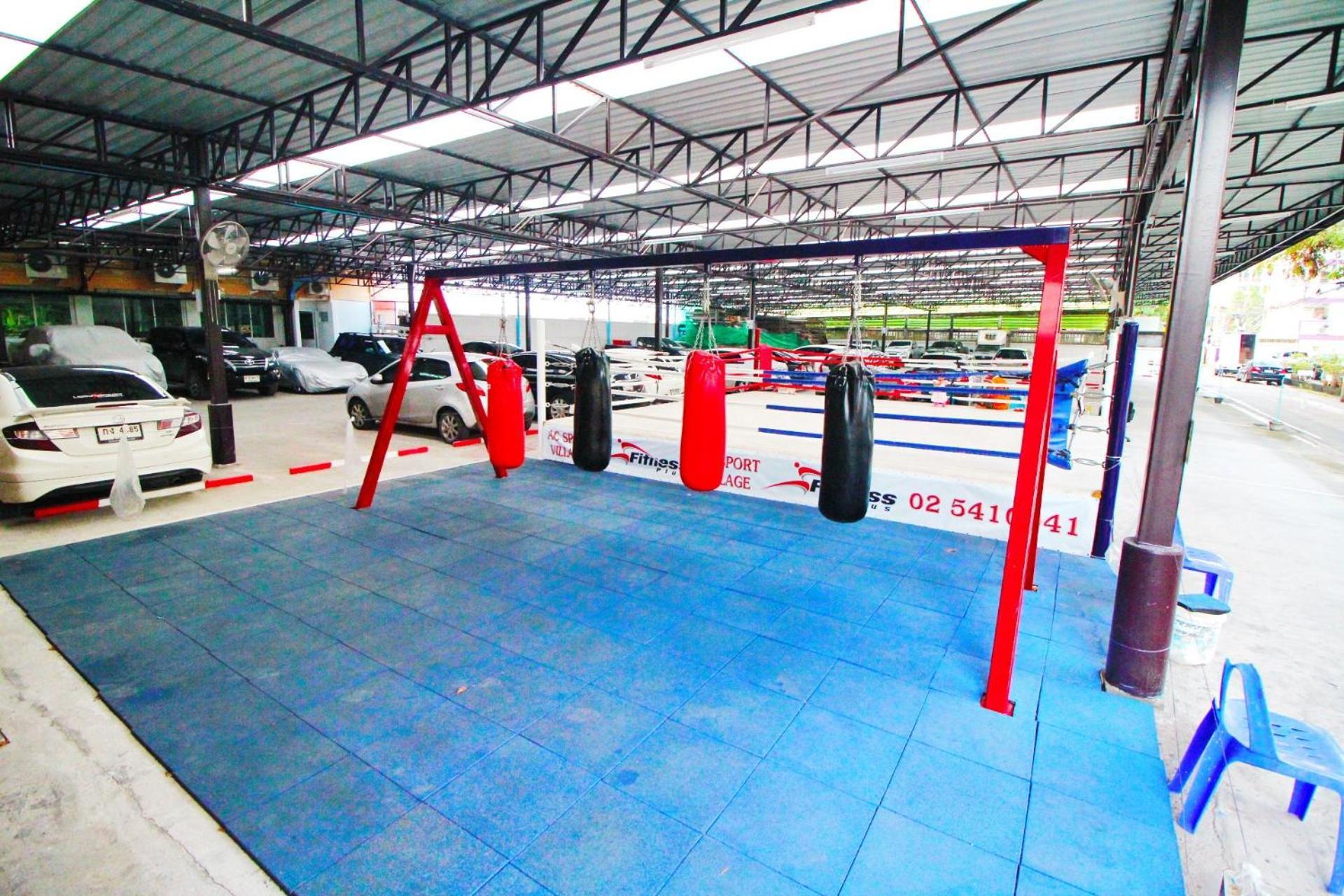 Ac Sport Village Bangkok Extérieur photo