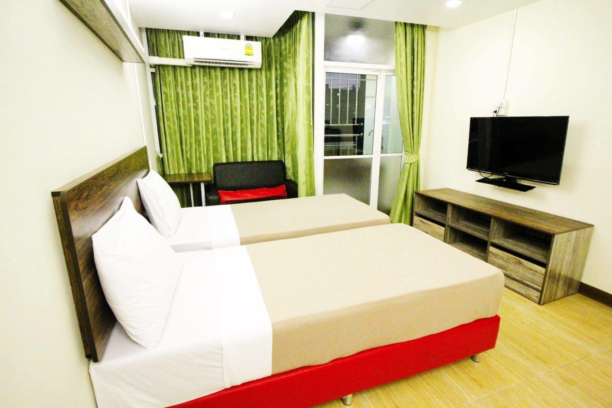 Ac Sport Village Bangkok Extérieur photo