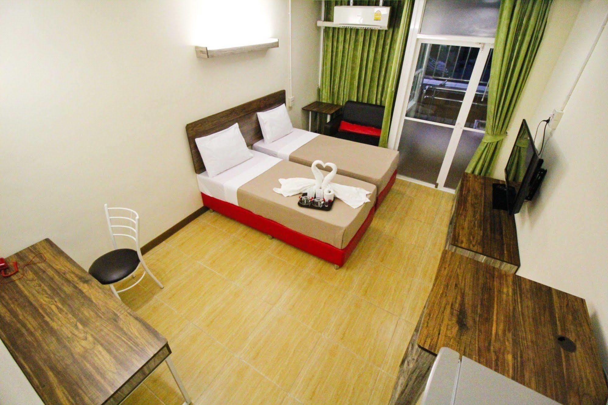 Ac Sport Village Bangkok Extérieur photo