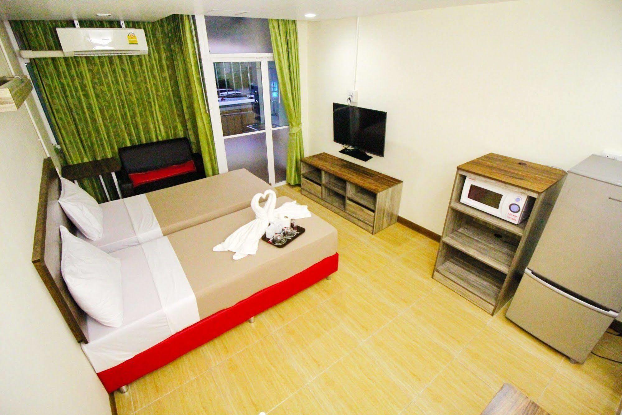 Ac Sport Village Bangkok Extérieur photo