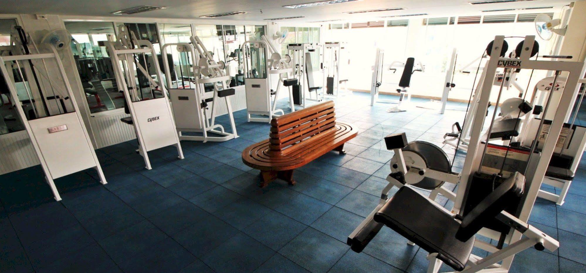 Ac Sport Village Bangkok Extérieur photo